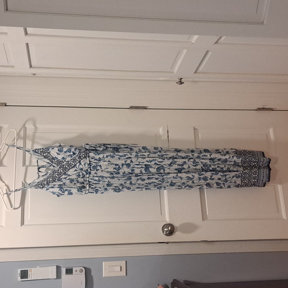 Pant suit size small